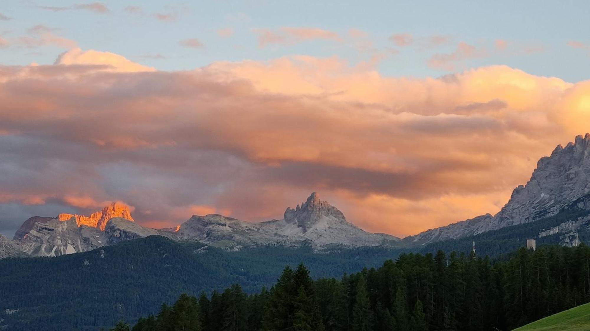 B&B Cristallo Cortina d'Ampezzo Luaran gambar